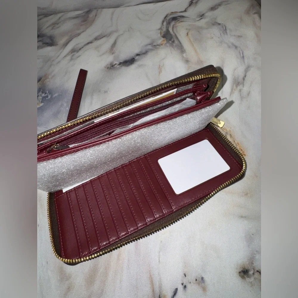 NWOT- Michael Kors Women's Center Stripe Large Continental Wristlet! - Picture 10 of 13